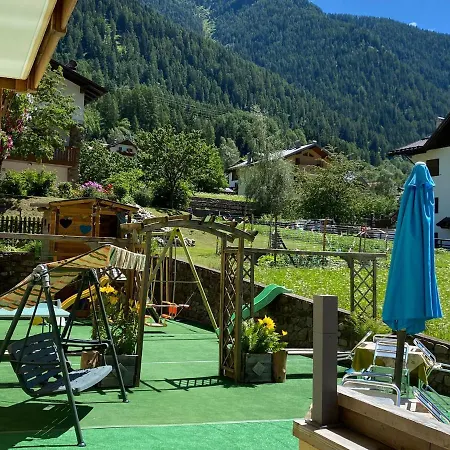 Ortles Dolomiti Walking & 3* كوغولو